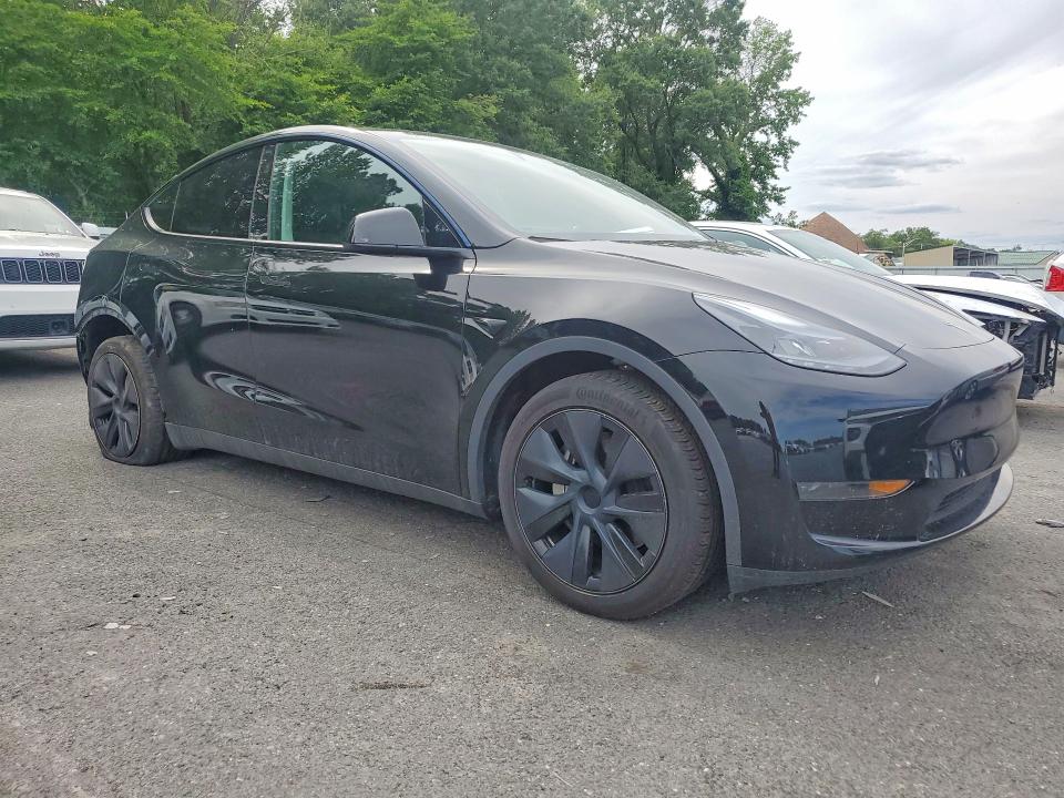Photo 4 from auction – 2024 TESLA MODEL Y with VIN 7SAYGDED9RF156539
