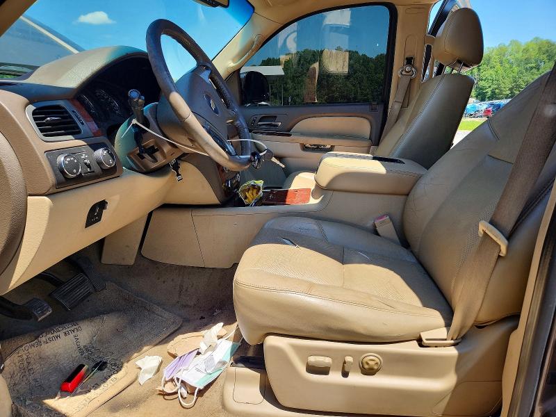 Photo 7 from auction – 2011 CHEVROLET SUBURBAN with VIN 1GNSKKE30BR296466