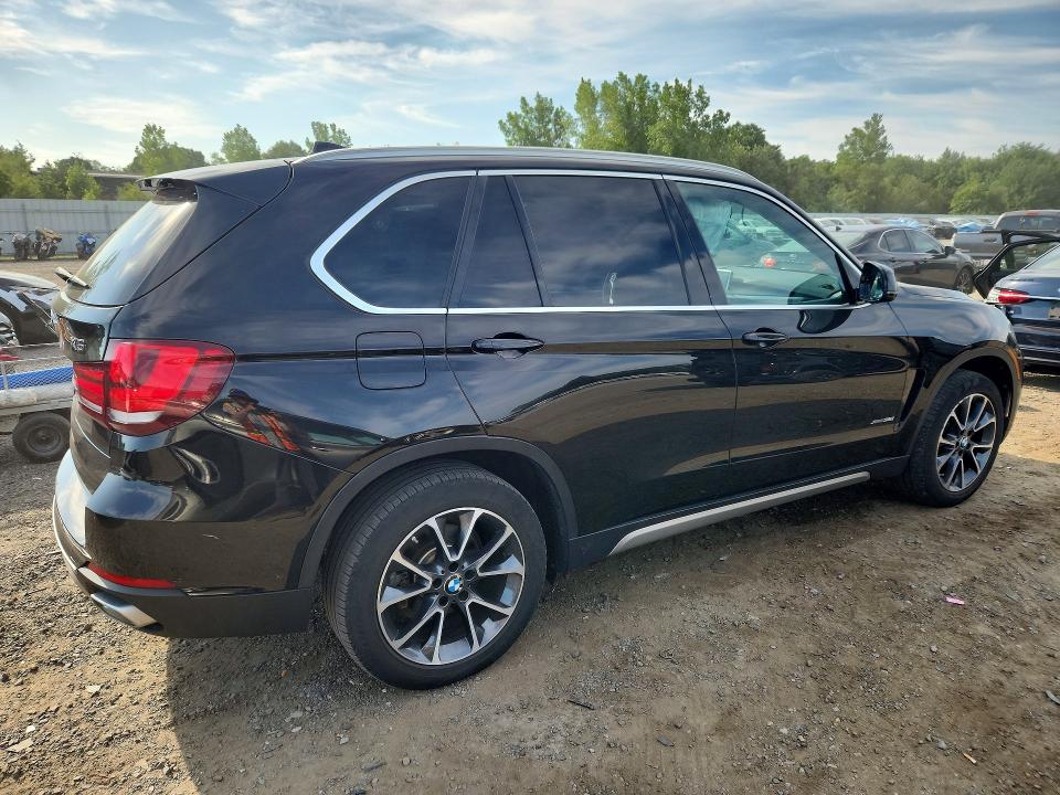 Photo 3 from auction – 2018 BMW X5 with VIN 5UXKR0C56JL076875
