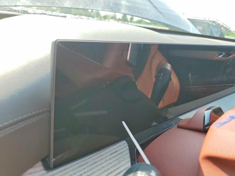 Photo 9 from auction – 2025 GENESIS GV80 with VIN KMUHEESC5SU264705