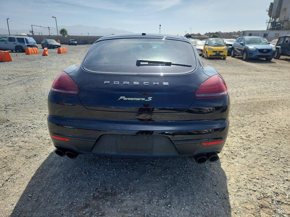Photo 6 from auction – 2015 PORSCHE PANAMERA with VIN WP0AD2A77FL040731