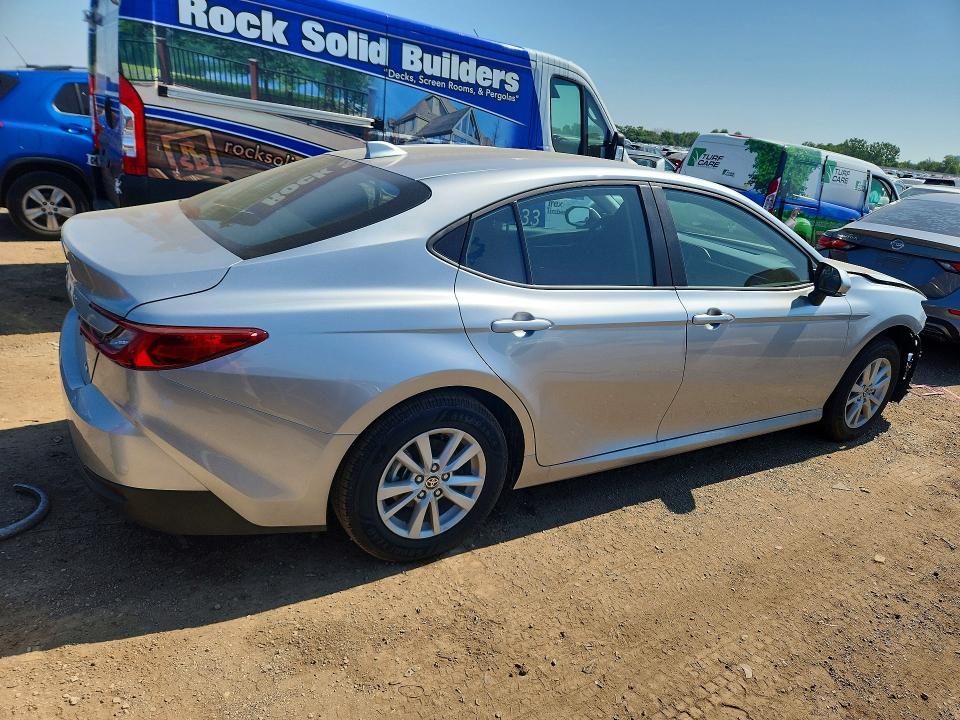 Photo 3 from auction – 2026 TOYOTA CAMRY with VIN 4T1DBADK6TU560076