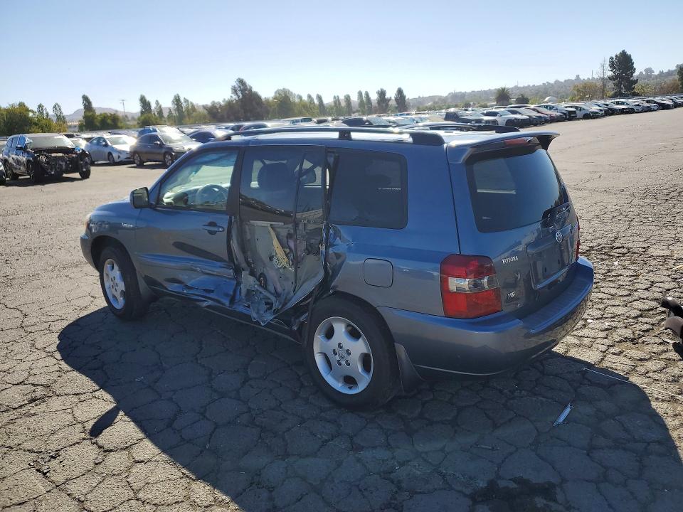 Photo 2 from auction – 2006 TOYOTA HIGHLANDER with VIN JTEDP21AX60096000