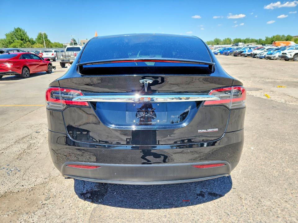 Photo 6 from auction – 2020 TESLA MODEL X with VIN 5YJXCDE4XLF236105