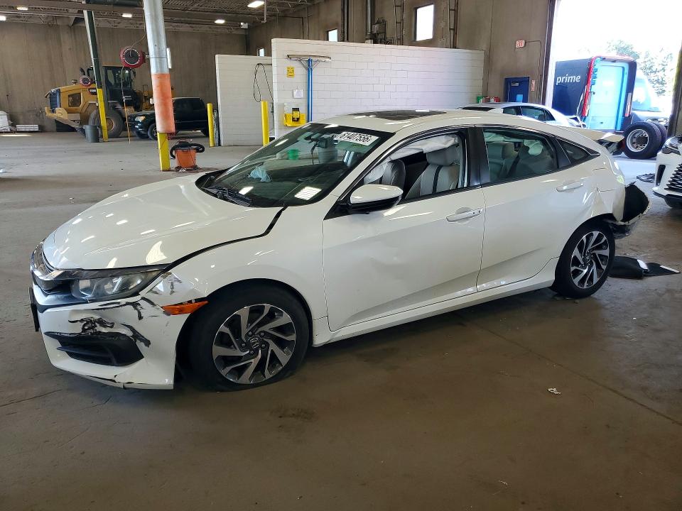 HONDA CIVIC 2017 with VIN 19XFC2F73HE051982 - Photo from auction