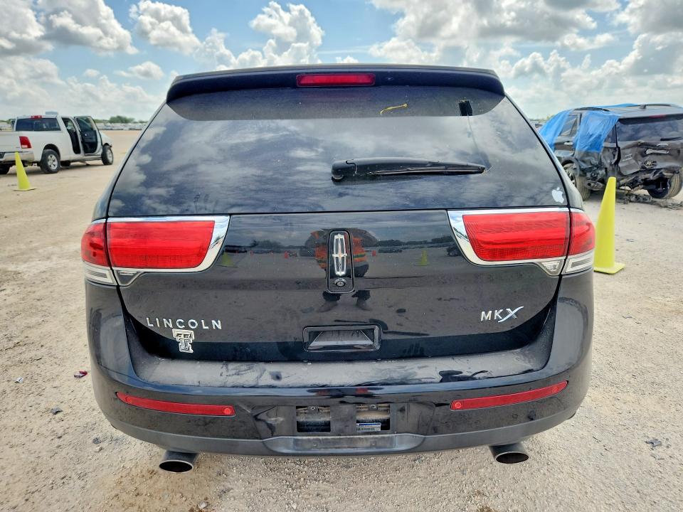 Photo 6 from auction – 2013 LINCOLN MKX with VIN 2LMDJ6JKXDBL38527