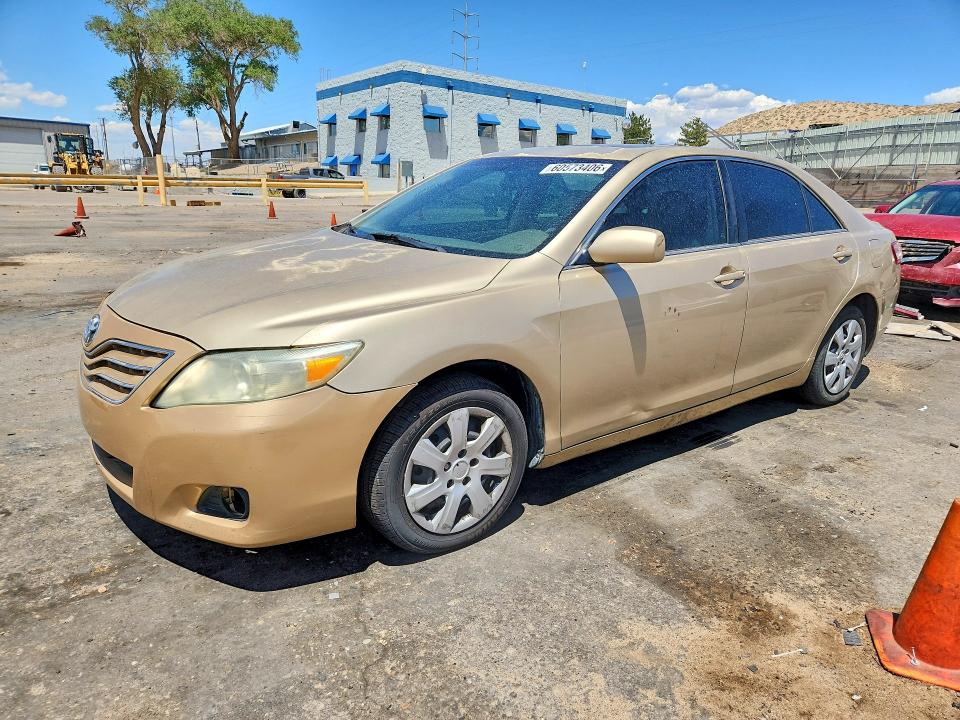 TOYOTA CAMRY 2011 z numerem VIN 4T1BF3EK2BU633027 - Zdjęcie z aukcji
