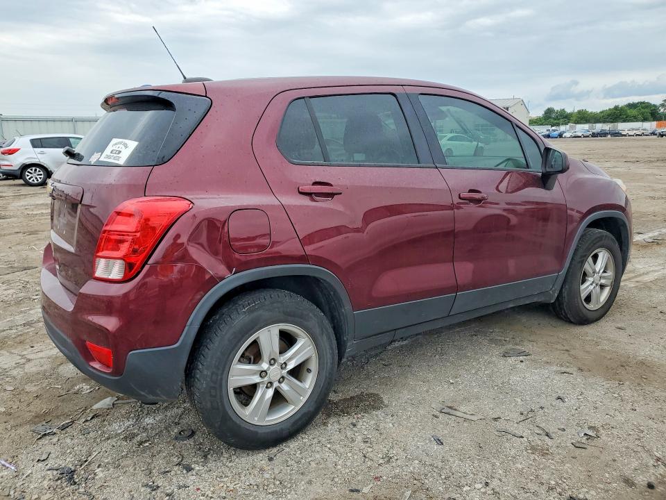 Photo 3 from auction – 2017 CHEVROLET TRAX with VIN 3GNCJNSBXHL275757