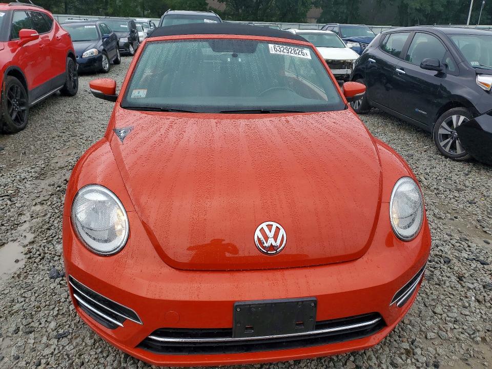 Photo 5 from auction – 2018 VOLKSWAGEN BEETLE with VIN 3VW5DAAT6JM502368