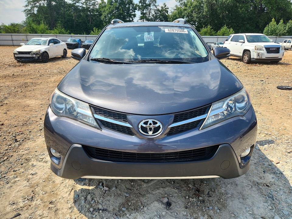 Photo 5 from auction – 2015 TOYOTA RAV4 with VIN JTMYFREV9FJ041577