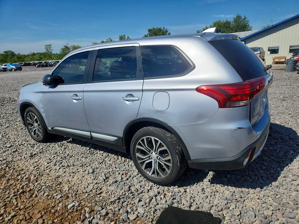 Photo 2 from auction – 2017 MITSUBISHI OUTLANDER with VIN JA4AZ2A30HZ051157