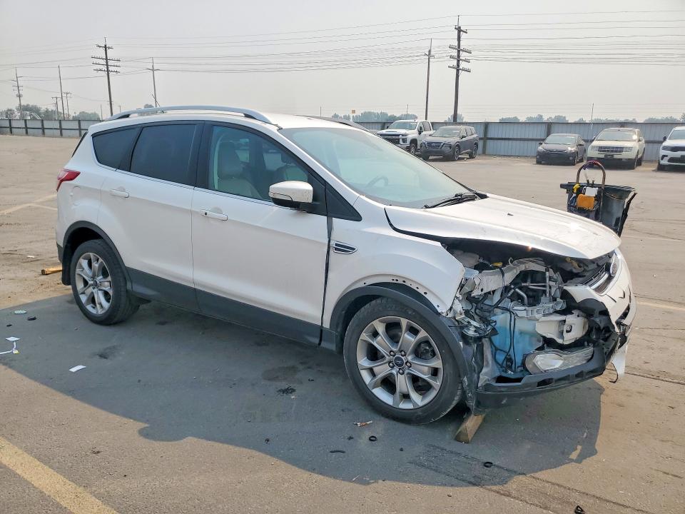 صورة رقم 4 من المزاد - 2016 FORD ESCAPE مع VIN 1FMCU9JX1GUC79717