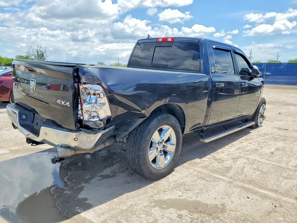 Photo 3 from auction – 2017 RAM 1500 with VIN 1C6RR7TT6HS568286