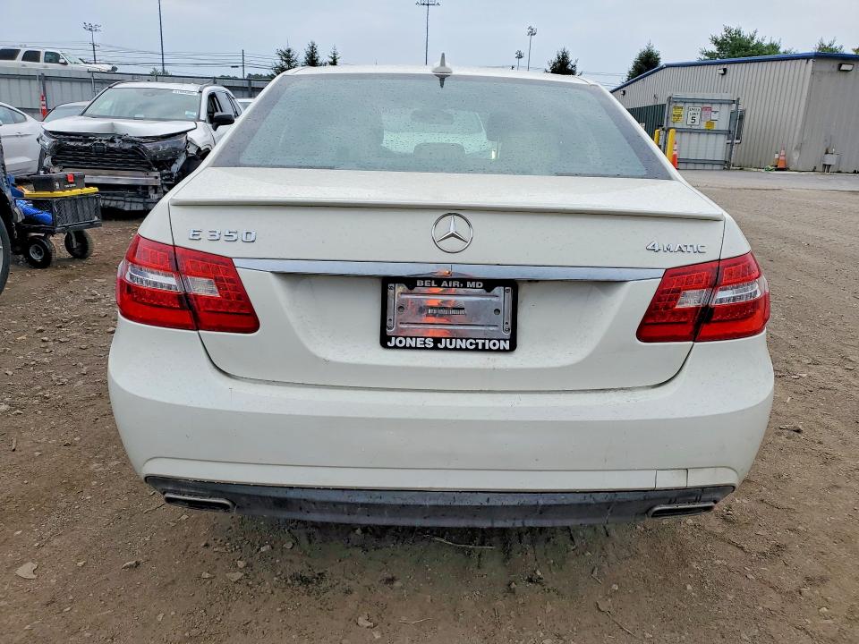Photo 6 from auction – 2012 MERCEDES-BENZ E with VIN WDDHF8JB2CA638688