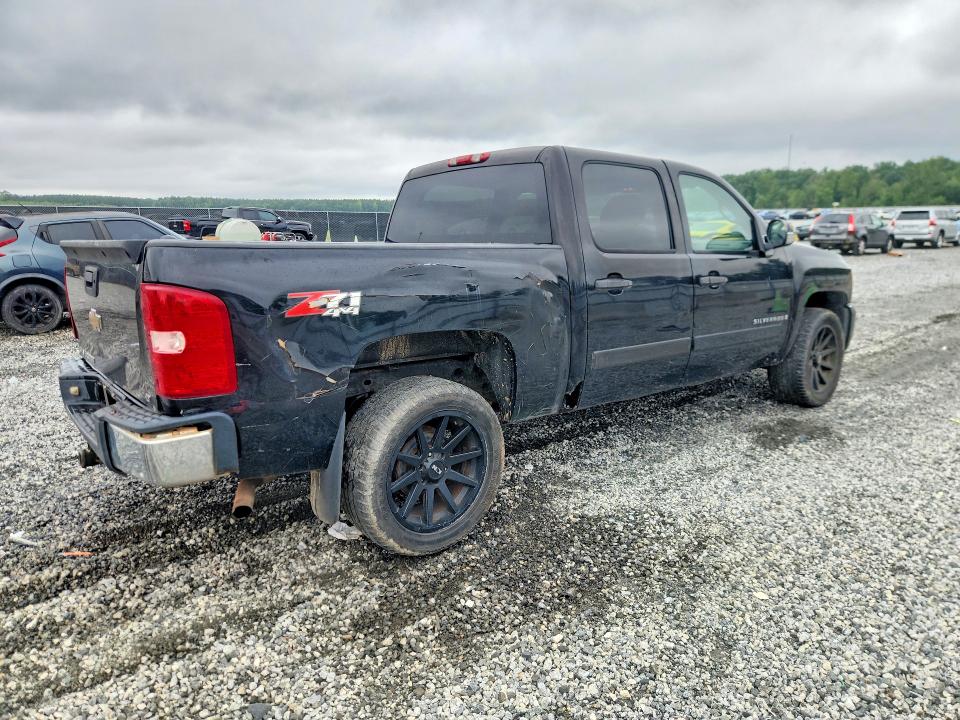 Foto 3 de la subasta – 2007 CHEVROLET SILVERADO con VIN 2GCEK13M871580729