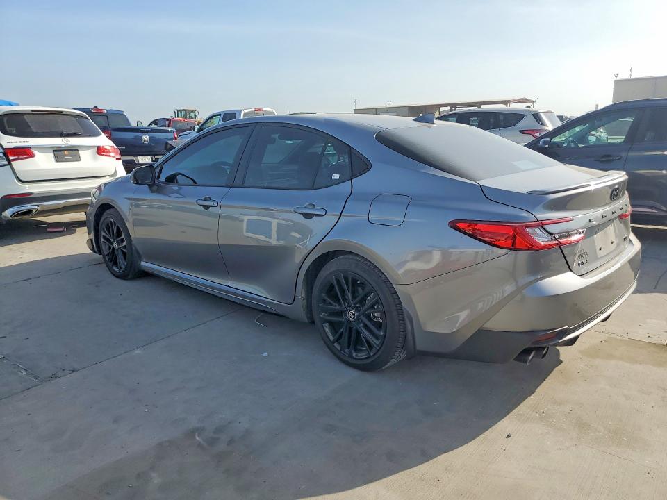 Photo 2 from auction – 2026 TOYOTA CAMRY with VIN 4T1DAACK6TU662918