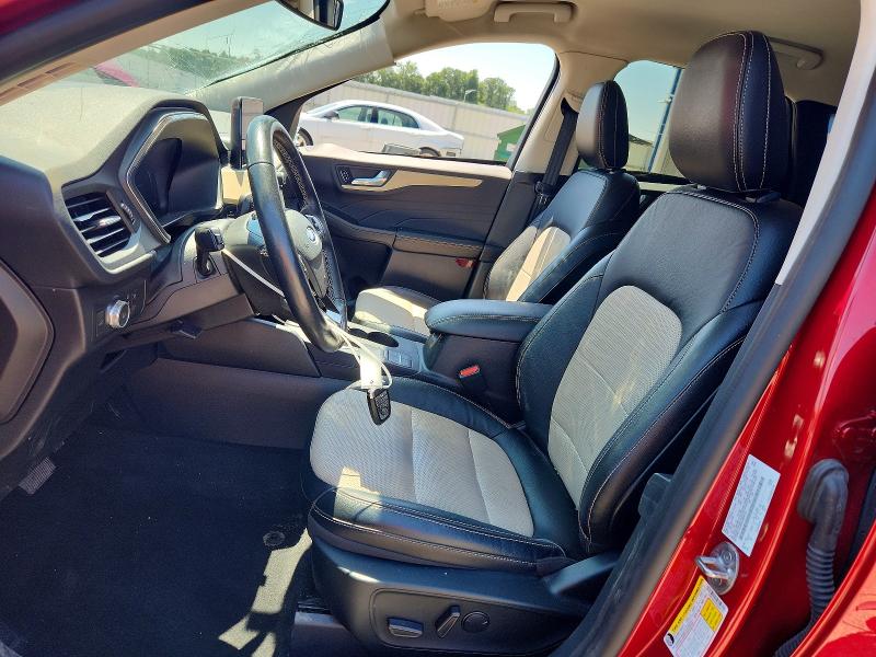 Photo 7 from auction – 2022 FORD ESCAPE with VIN 1FMCU9J98NUB05173