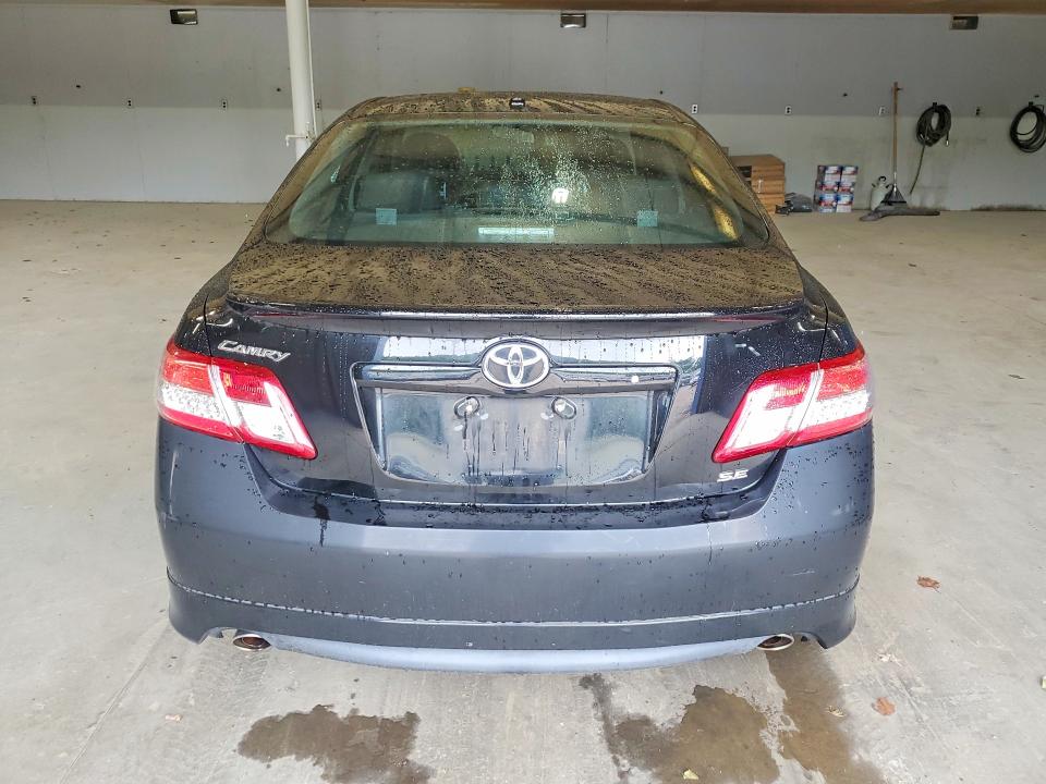 Photo 6 from auction – 2011 TOYOTA CAMRY with VIN 4T1BK3EKXBU118644
