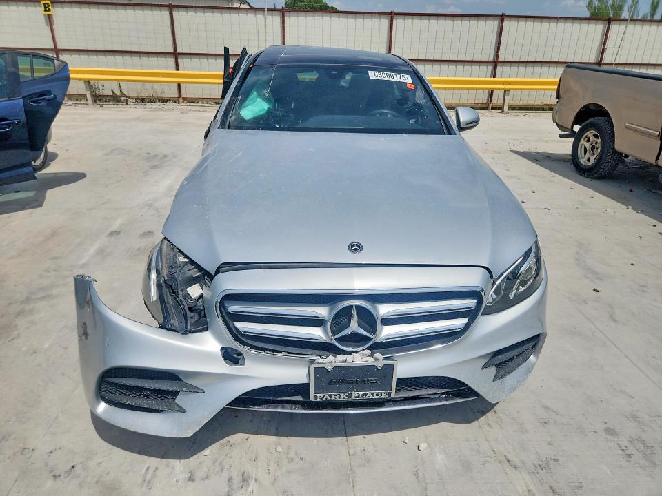 Photo 5 from auction – 2020 MERCEDES-BENZ E with VIN W1KZF8DB5LA817694