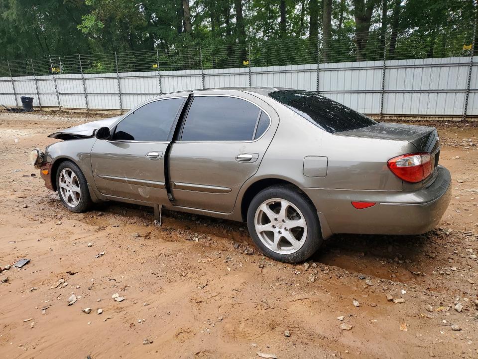 Photo 2 from auction – 2001 INFINITI I30 with VIN JNKCA31A21T018811