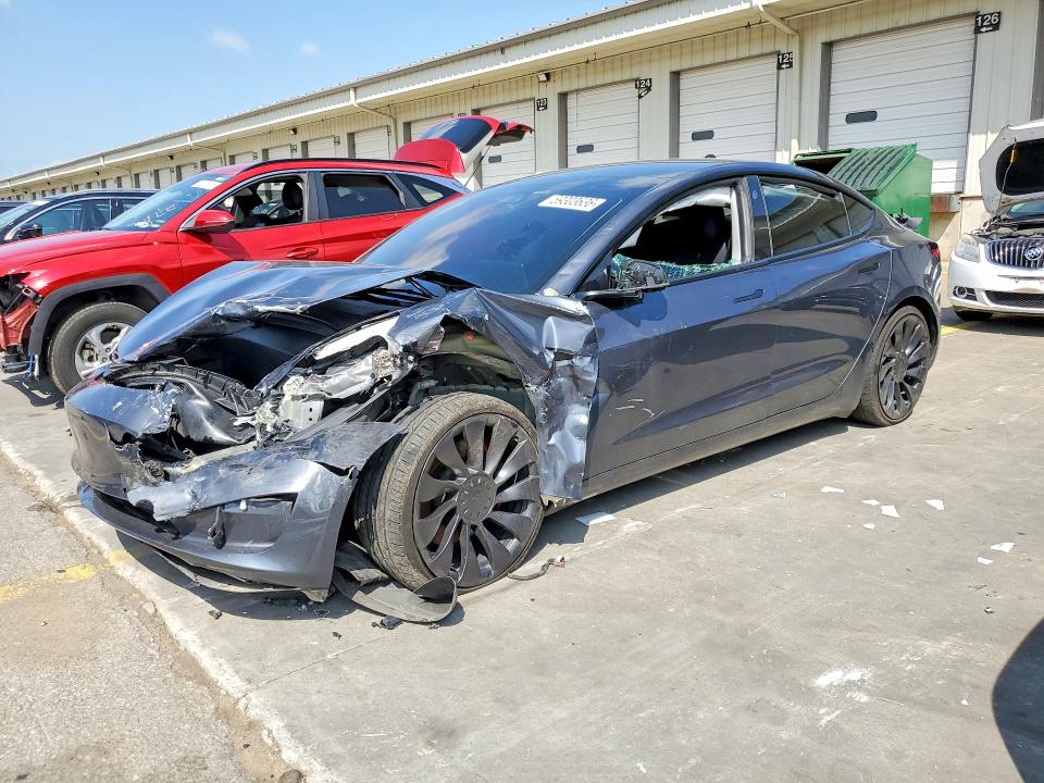 2022 TESLA MODEL 3 - Търг №59303636