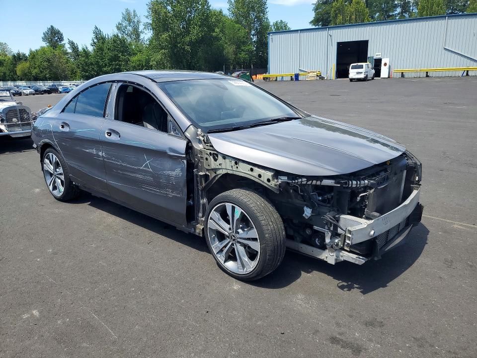 Photo 4 from auction – 2019 MERCEDES-BENZ CLA with VIN WDDSJ4GB9KN730375