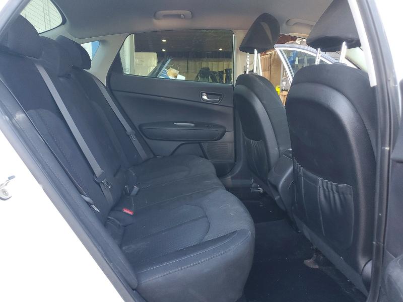 Photo 10 from auction – 2016 KIA OPTIMA with VIN KNAGT4L32G5088725