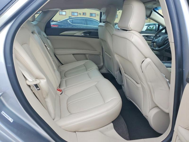 Photo 10 from auction – 2020 LINCOLN MKZ with VIN 3LN6L5A94LR612889