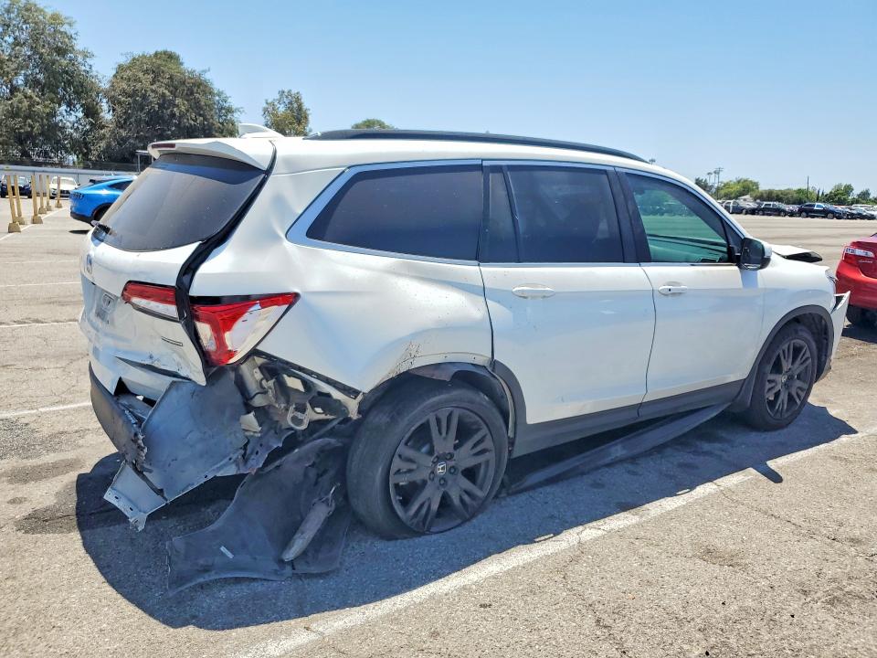 Photo 3 from auction – 2021 HONDA PILOT with VIN 5FNYF5H22MB030239