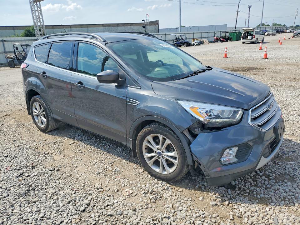 Photo 4 from auction – 2018 FORD ESCAPE with VIN 1FMCU0HD3JUC39797