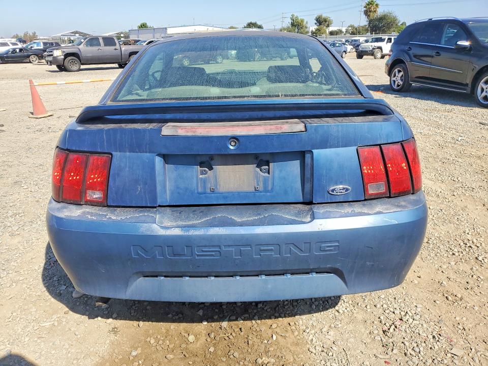 Photo 6 from auction – 2000 FORD MUSTANG with VIN 1FAFP4045YF167906