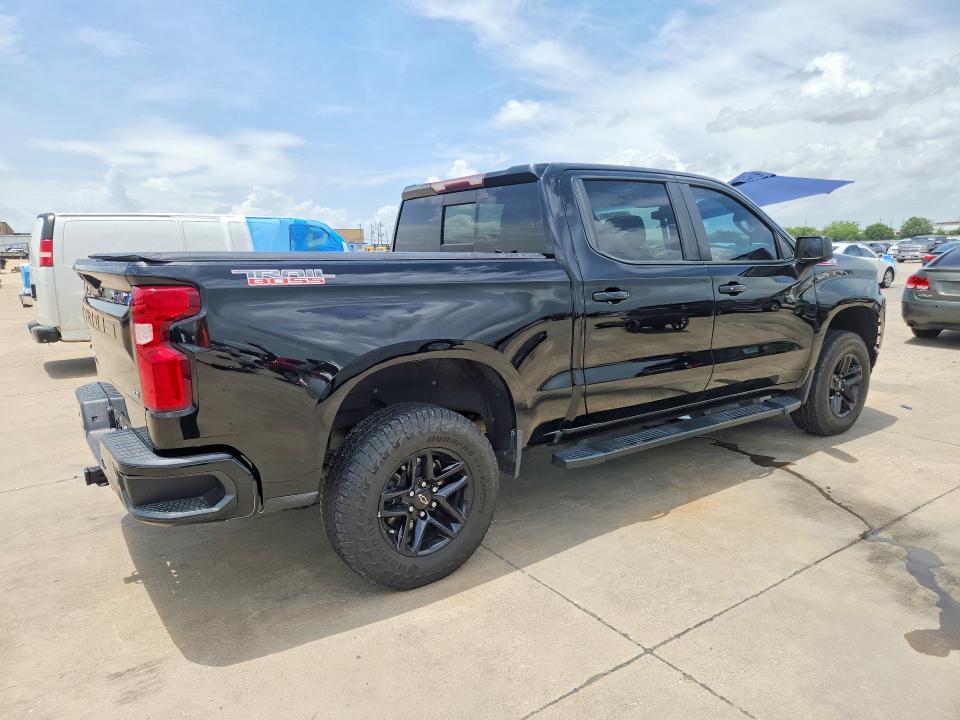 Photo 3 from auction – 2021 CHEVROLET SILVERADO with VIN 1GCPYFED9MZ204688