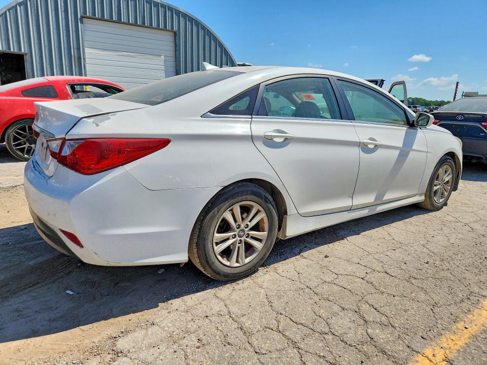 Photo 3 from auction – 2014 HYUNDAI SONATA with VIN 5NPEB4AC0EH870812
