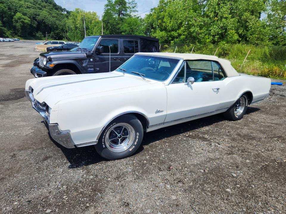OLDSMOBILE CUTLASS 1967 z numerem VIN 338677M305939 - Zdjęcie z aukcji