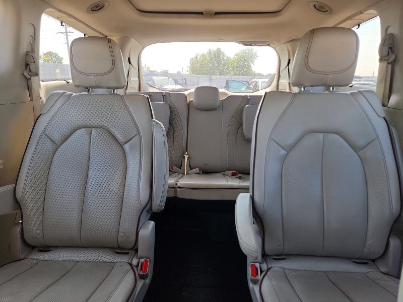 Photo 10 from auction – 2019 CHRYSLER PACIFICA with VIN 2C4RC1GG2KR552079