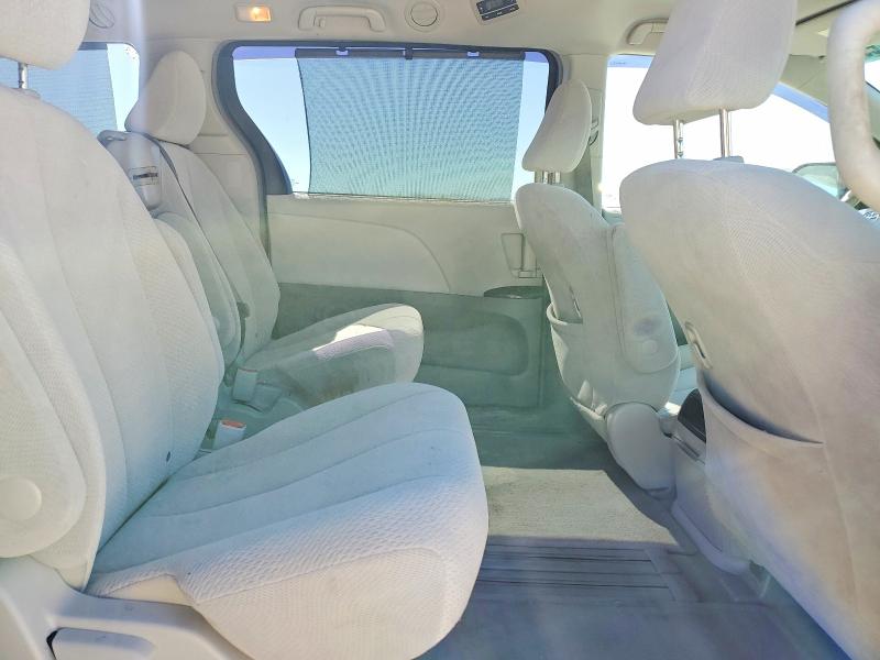 Photo 11 from auction – 2013 TOYOTA SIENNA with VIN 5TDKK3DC3DS397649