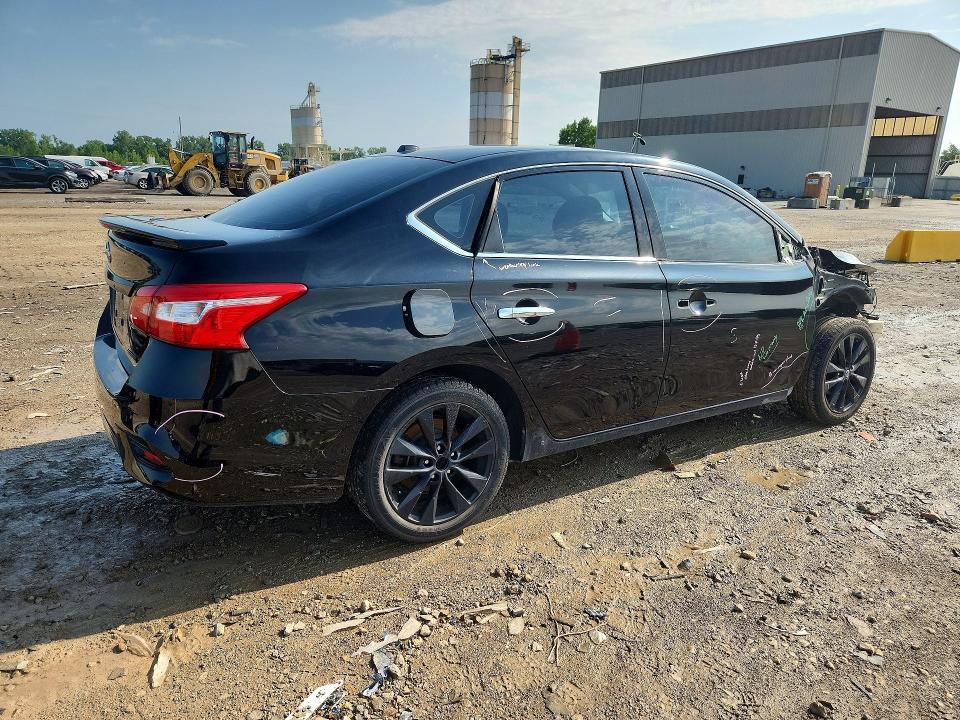 Photo 3 from auction – 2018 NISSAN SENTRA with VIN 3N1AB7AP5JY316040