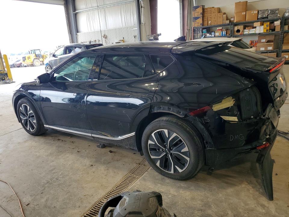 Photo 2 from auction – 2022 KIA EV6 with VIN KNDC3DLC7N5033539