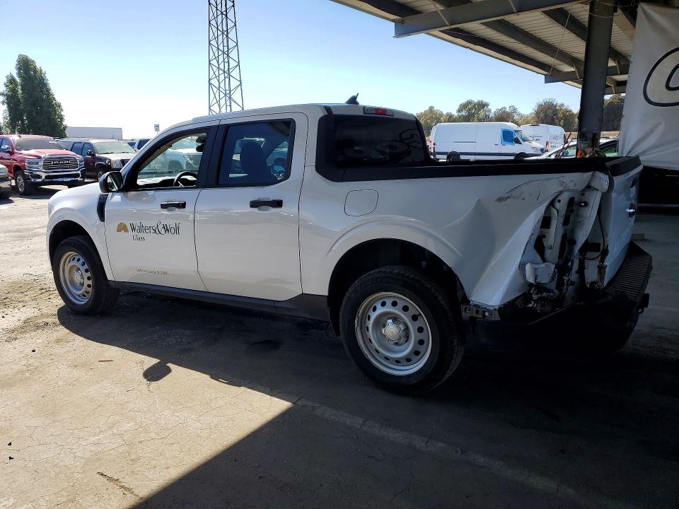 Photo 2 from auction – 2022 FORD MAVERICK with VIN 3FTTW8E94NRA10183