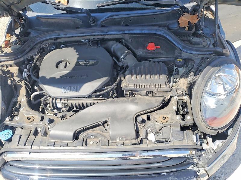 Photo 11 from auction – 2016 MINI COOPER with VIN WMWXU1C55G2D12118