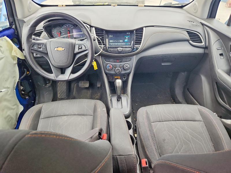 Photo 8 from auction – 2017 CHEVROLET TRAX with VIN 3GNCJPSB7HL130915