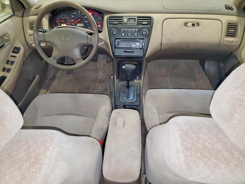 Photo 8 from auction – 2001 HONDA ACCORD with VIN JHMCG56461C002995