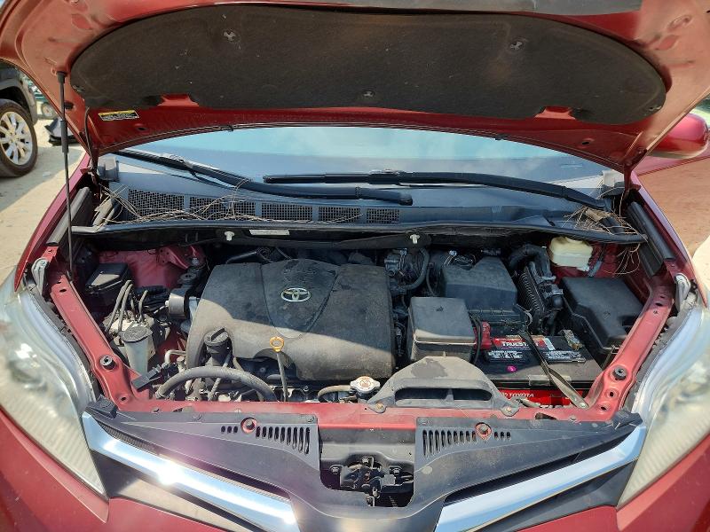 Photo 12 from auction – 2018 TOYOTA SIENNA with VIN 5TDKZ3DC1JS903051