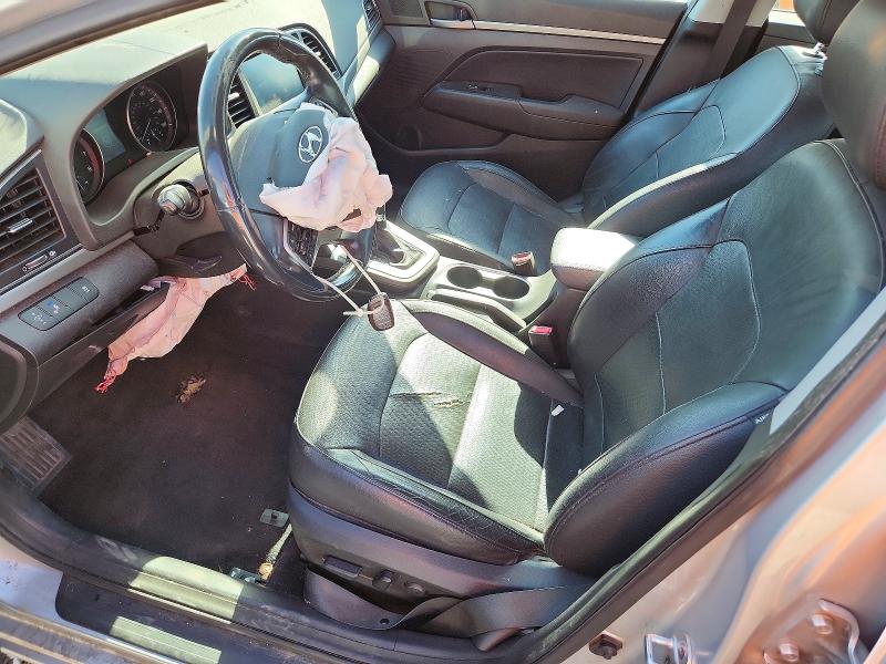 Photo 7 from auction – 2017 HYUNDAI ELANTRA with VIN 5NPD84LF2HH059907