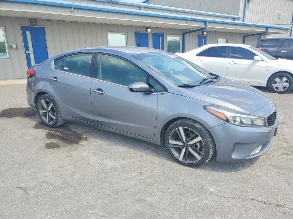 Photo 4 from auction – 2017 KIA FORTE with VIN 3KPFL4A81HE088332