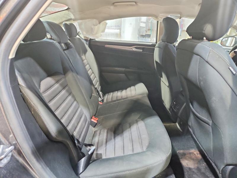 Фото 10 с аукциона – 2017 FORD FUSION с VIN 3FA6P0H76HR415879