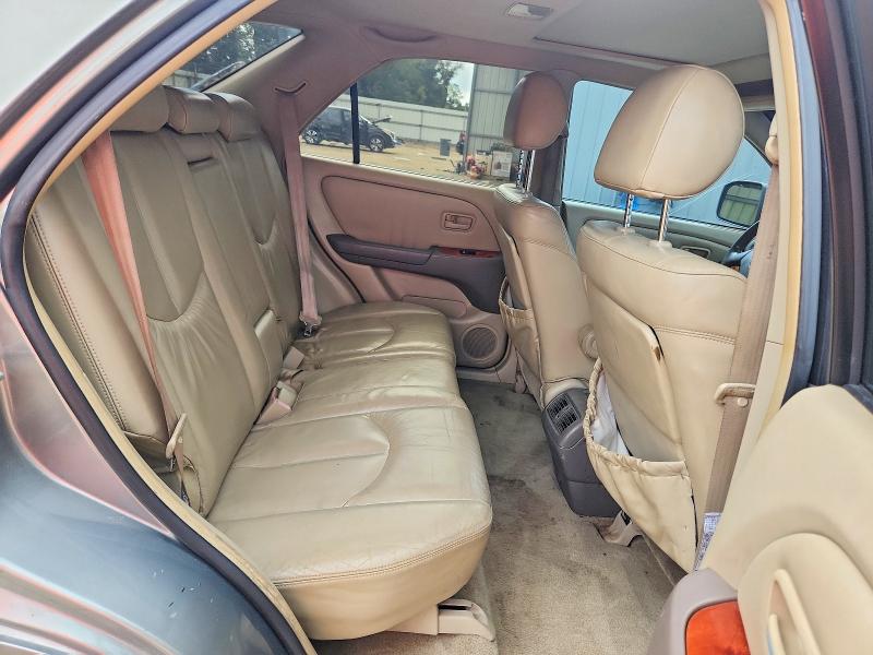 Photo 10 from auction – 2000 LEXUS RX with VIN JT6HF10U5Y0153633
