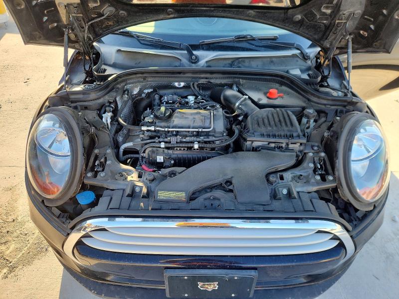 Photo 12 from auction – 2014 MINI COOPER with VIN WMWXM5C5XET934614
