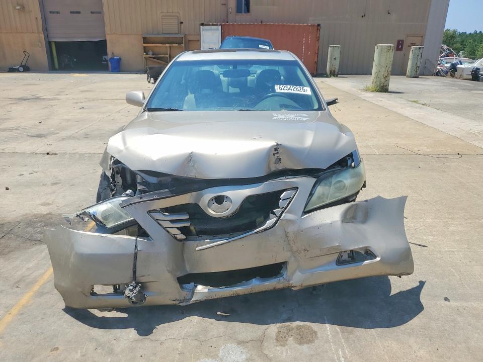 Photo 5 from auction – 2009 TOYOTA CAMRY with VIN 4T1BK46K89U083696