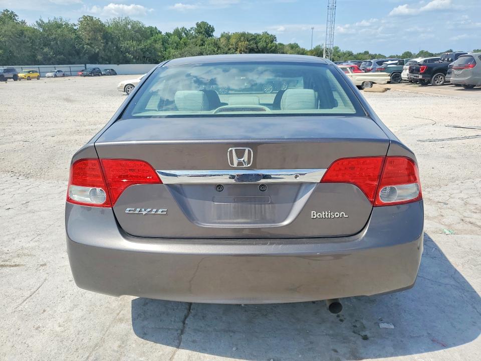 Photo 6 from auction – 2010 HONDA CIVIC with VIN 19XFA1F54AE021118